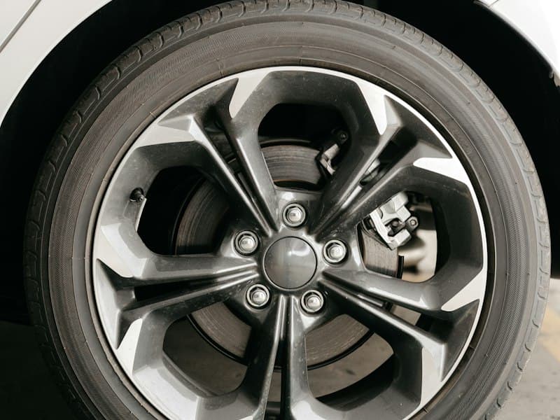 Tyre DOT & Tread Depth